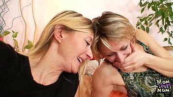 black lesbian scat porn
