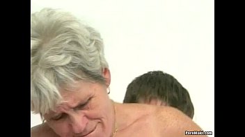 milf tastes pussy vids