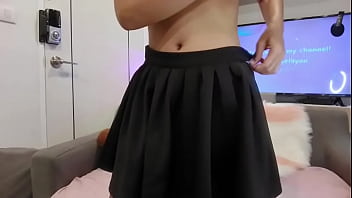 girl small sexy