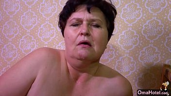 beautiful milf lesbians