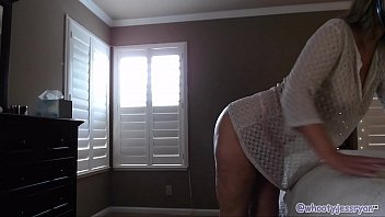 busty babe handjob