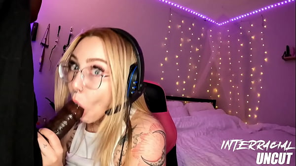 big booty screaming