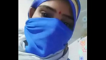 lucy anne brooks webcam