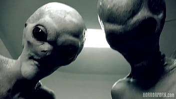 female alien porn