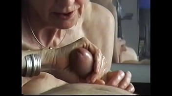 monalisa actress boobs